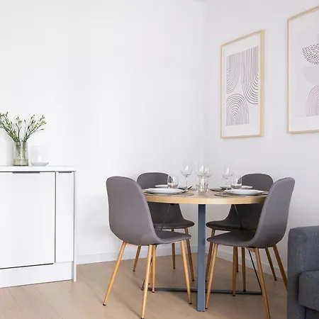 Platinum Free Parking Apartment Poznan